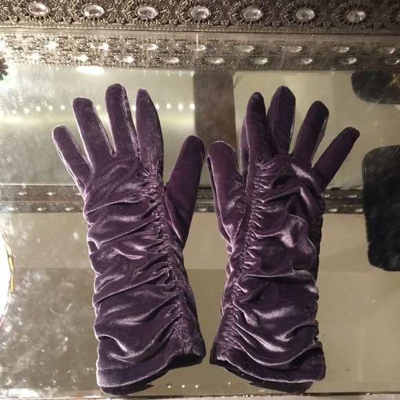 Cejon Accessories - Cejon Silver Velvet Gloves